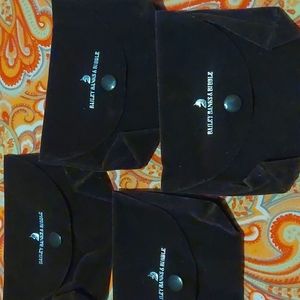 BAILEY BANKS & BIDDLE BROWN FAUX SUEDE JEWELRY BAG CASE